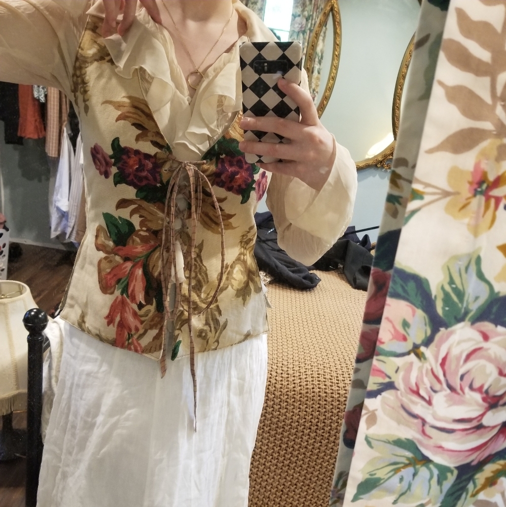 Vintage Cottagecore Reversible Vest - Picture 7 of 14